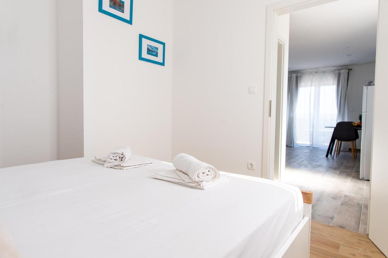 Exclusive Villa Almissa With Swimming Pool And Sea View Lokva Rogoznica Kültér fotó