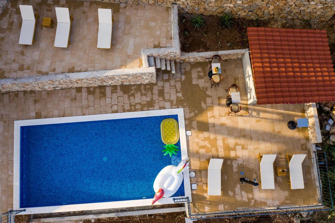 Exclusive Villa Almissa With Swimming Pool And Sea View Lokva Rogoznica Kültér fotó