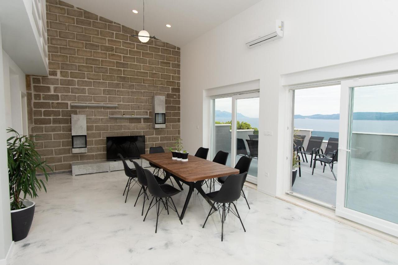 Exclusive Villa Almissa With Swimming Pool And Sea View Lokva Rogoznica Kültér fotó