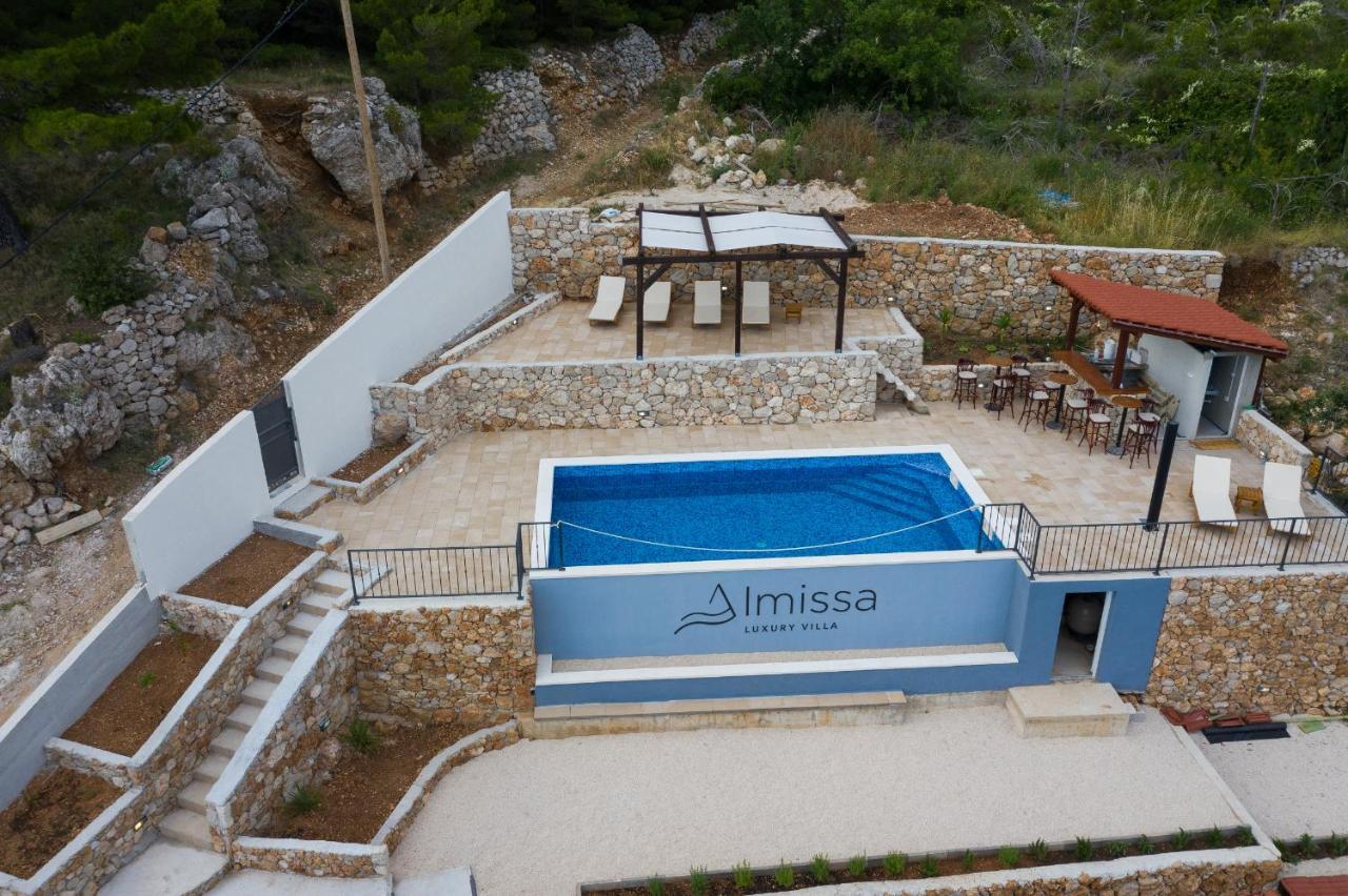 Exclusive Villa Almissa With Swimming Pool And Sea View Lokva Rogoznica Kültér fotó