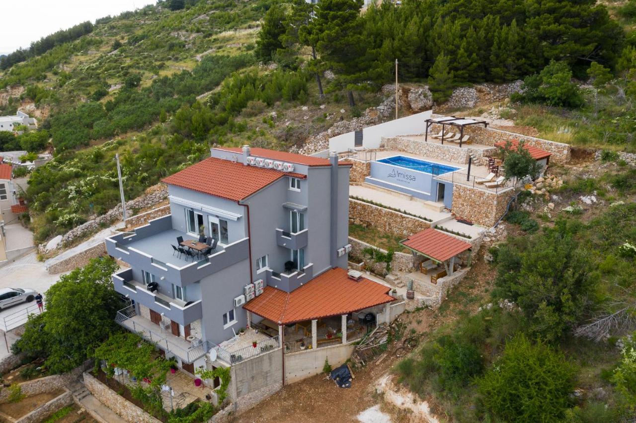 Exclusive Villa Almissa With Swimming Pool And Sea View Lokva Rogoznica Kültér fotó